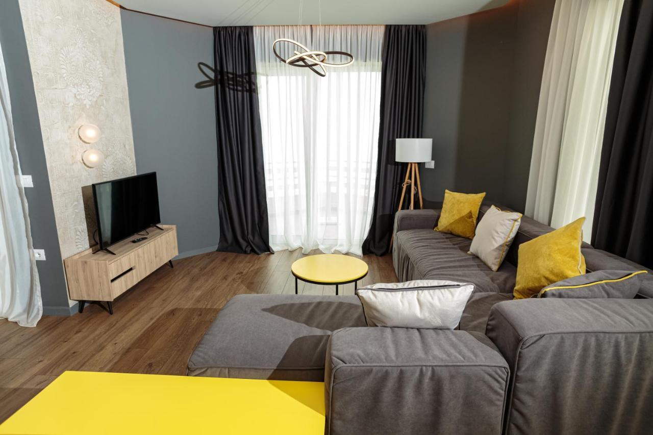 Visar Apartments Влёра Экстерьер фото
