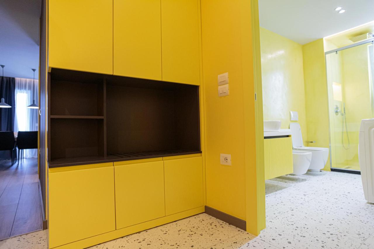 Visar Apartments Влёра Экстерьер фото