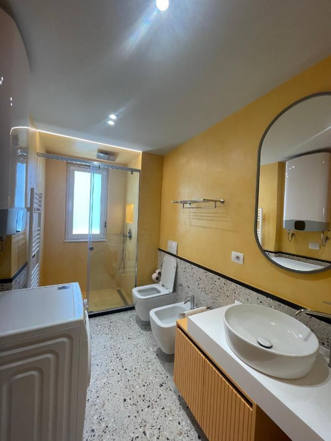 Visar Apartments Влёра Экстерьер фото