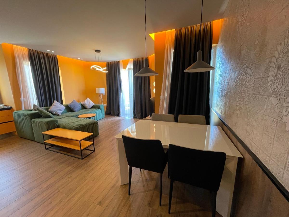 Visar Apartments Влёра Экстерьер фото